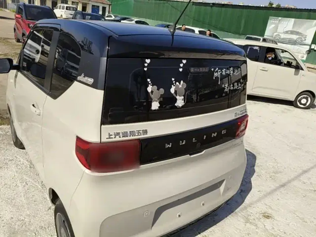 Wuling Hongguang Mini EV — Фото автомобиля 5