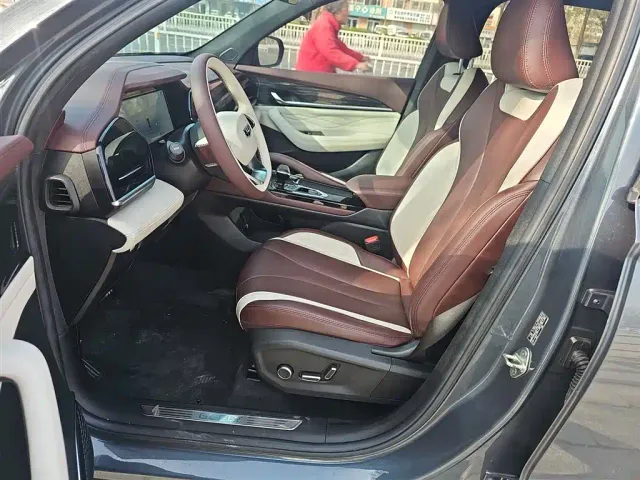 Geely Xingyue L — Фото автомобиля 15