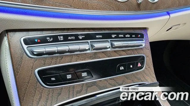 Mercedes-Benz E-Class W213 — Фото автомобиля 30