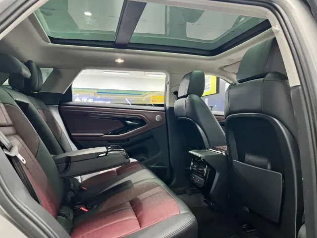 Land Rover Range Rover Evoque — Фото автомобиля 20