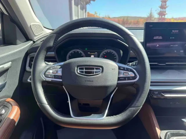 Geely Vision X6 — Фото автомобиля 16