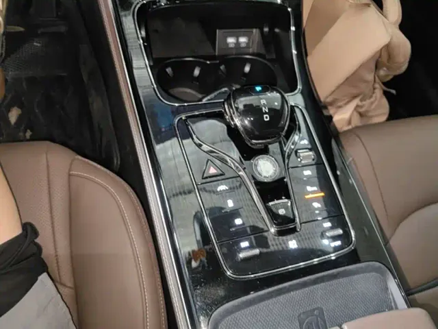 BYD Han — Фото автомобиля 13