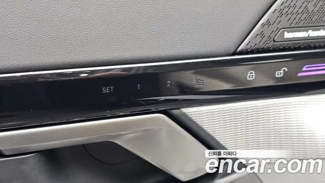 BMW 5 Series G60 — Фото автомобиля 29