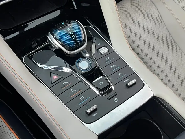 BYD Song PLUS — Фото автомобиля 19