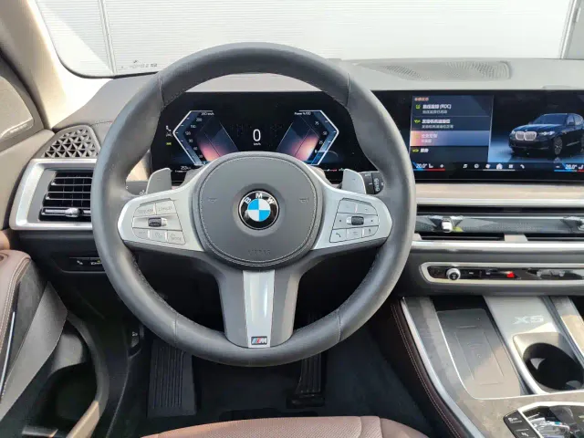 BMW X5 — Фото автомобиля 10