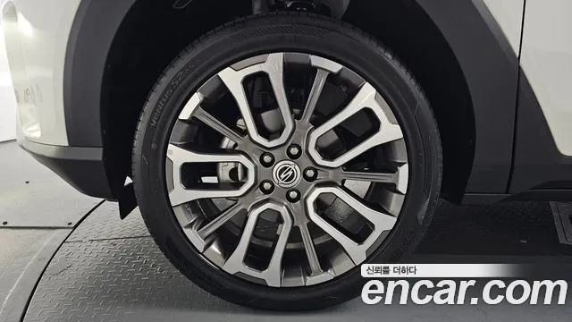 KG_Mobility_Ssangyong Torres Torres Бензин 1.5 2WD — Фото автомобиля 5