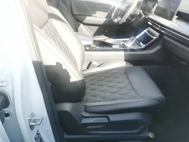 Wuling Asta — Фото автомобиля 24