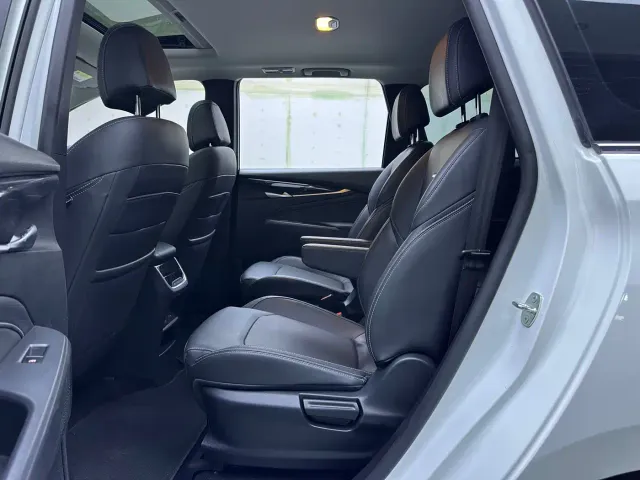 Maxus Dajia 5 — Фото автомобиля 8