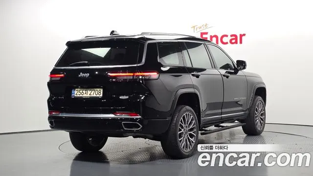 Jeep Cherokee Grand Cherokee(WL) L 3.6 Summit Reserve — Фото автомобиля 2