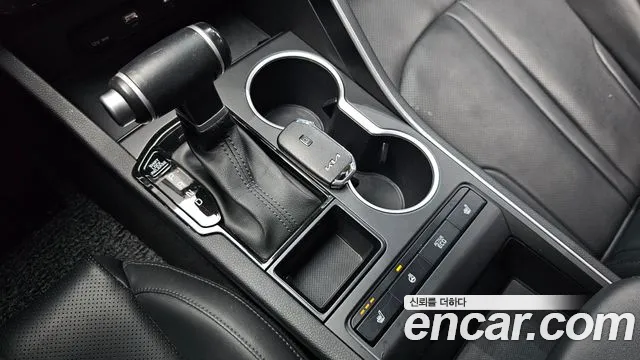 Kia K5 K5 3 поколение 2.0 LPI(Для проката) — Фото автомобиля 9