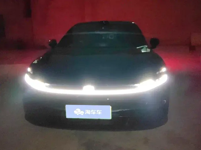 Changan Qiyuan A06 — Фото автомобиля 2