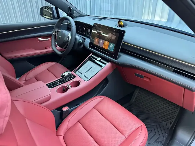 Aito M5 — Фото автомобиля 18