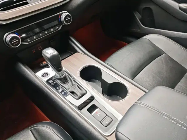 Nissan Teana — Фото автомобиля 13