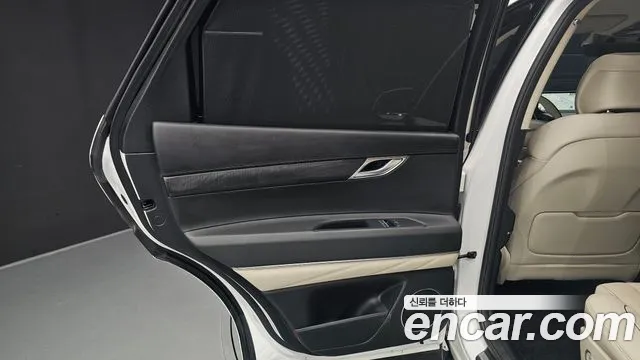 Genesis GV80 — Фото автомобиля 14