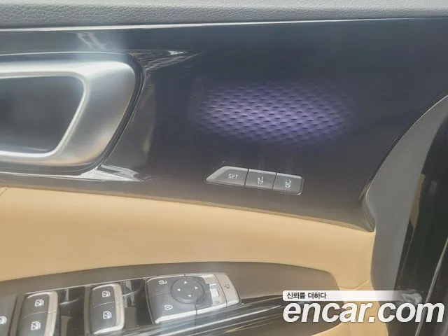 Kia Carnival — Фото автомобиля 17