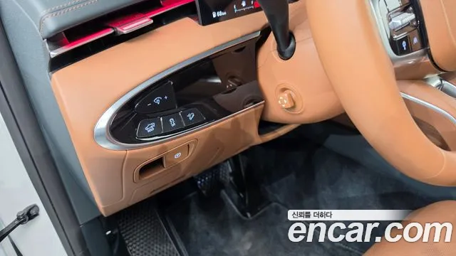 Genesis GV70 — Фото автомобиля 23