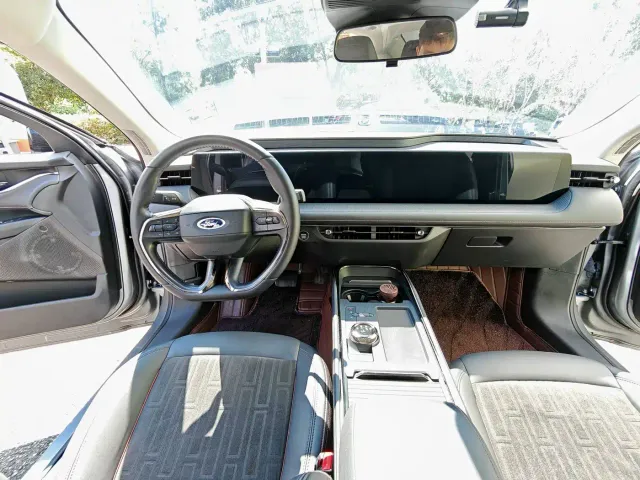 Ford Mondeo — Фото автомобиля 10