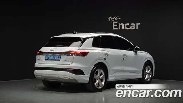 Audi Q4 e-tron F4 — Фото автомобиля 2