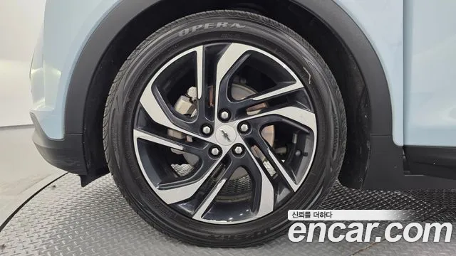 Chevrolet Bolt EV — Фото автомобиля 5