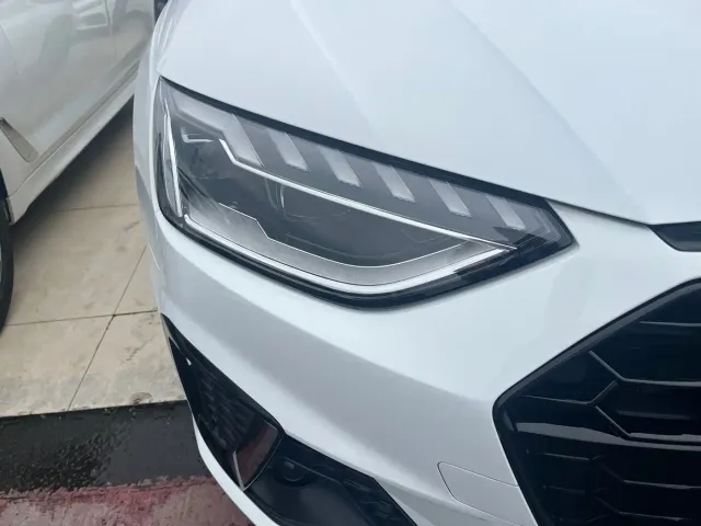Audi A4L — Фото автомобиля 6