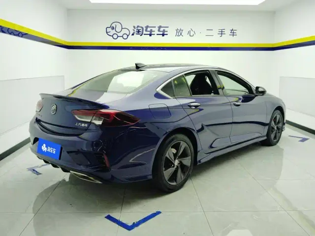 Buick Regal — Фото автомобиля 3