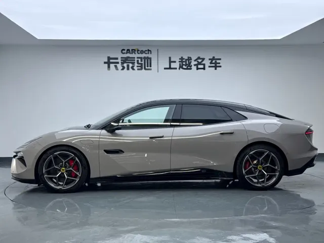 Lotus Emeya — Фото автомобиля 8
