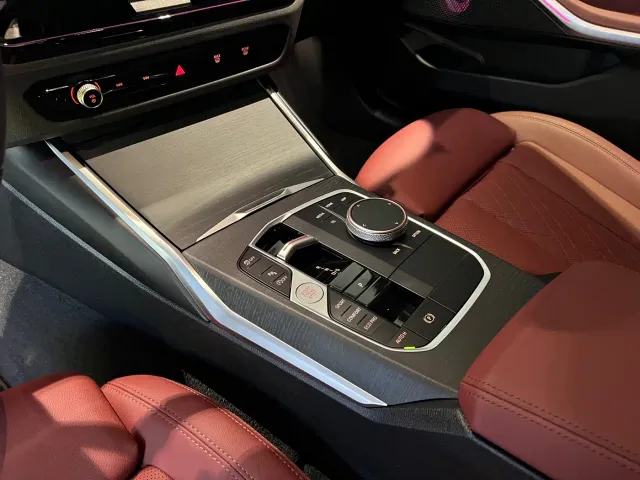 BMW 3 Series — Фото автомобиля 5
