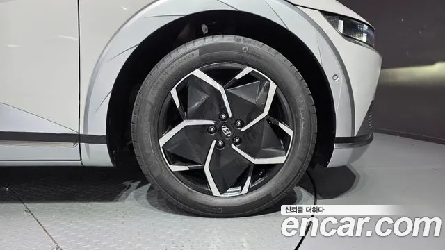 Hyundai Ioniq5 Ioniq5 Long Range AWD — Фото автомобиля 21