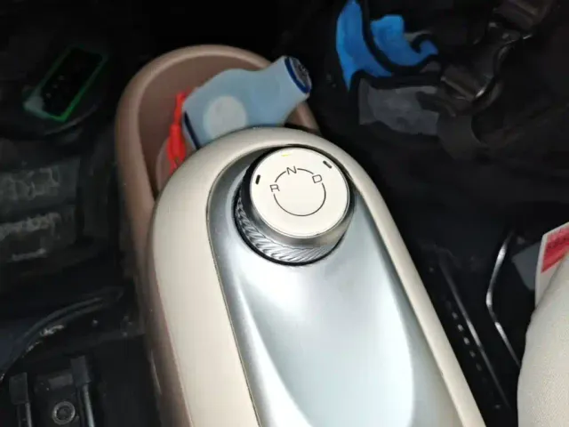 Wuling Hongguang Mini EV — Фото автомобиля 13