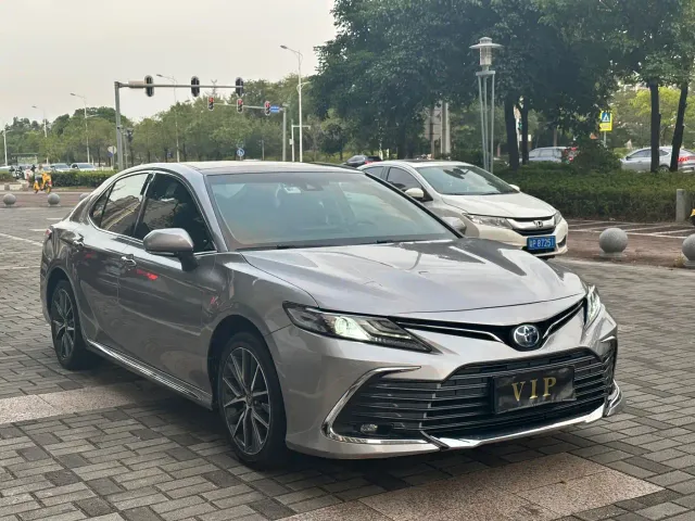 Toyota Camry — Фото автомобиля 3