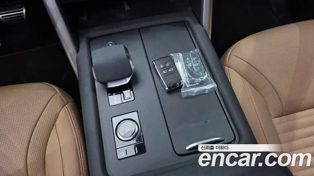 Land Rover Discovery — Фото автомобиля 9