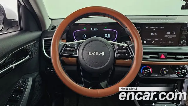 Kia Seltos New — Фото автомобиля 18