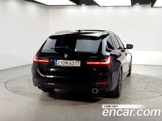 BMW 3-Series — Фото автомобиля 3