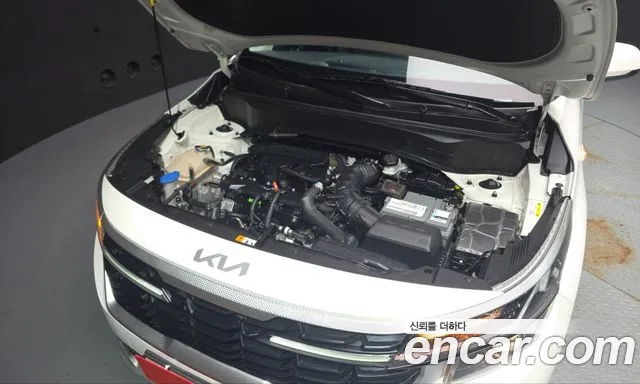 Kia Seltos — Фото автомобиля 9
