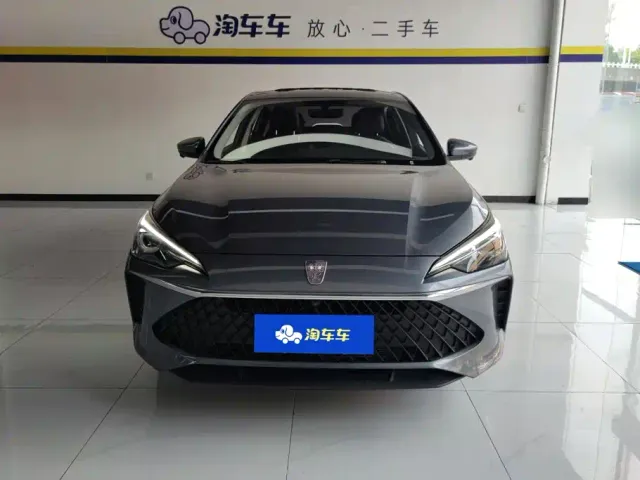 Roewe i5 — Фото автомобиля 2