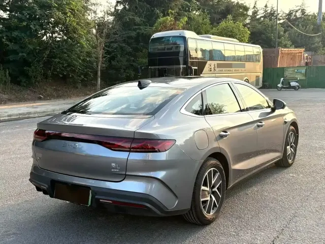 BYD Qin L 2024 DM-i 120KM Superior Edition — Фото автомобиля 8