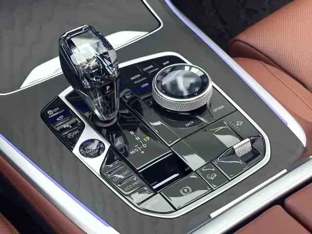 BMW X7 — Фото автомобиля 23