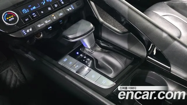 Hyundai Avante — Фото автомобиля 12