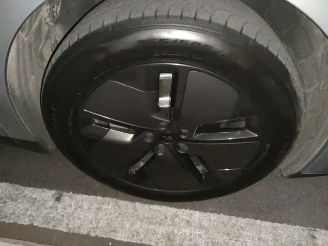 Li Auto i6 — Фото автомобиля 24