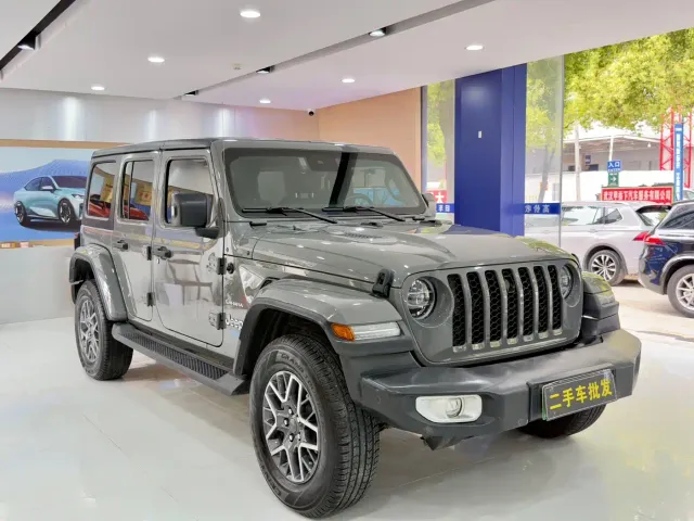 Jeep Wrangler 4xe — Фото автомобиля 3