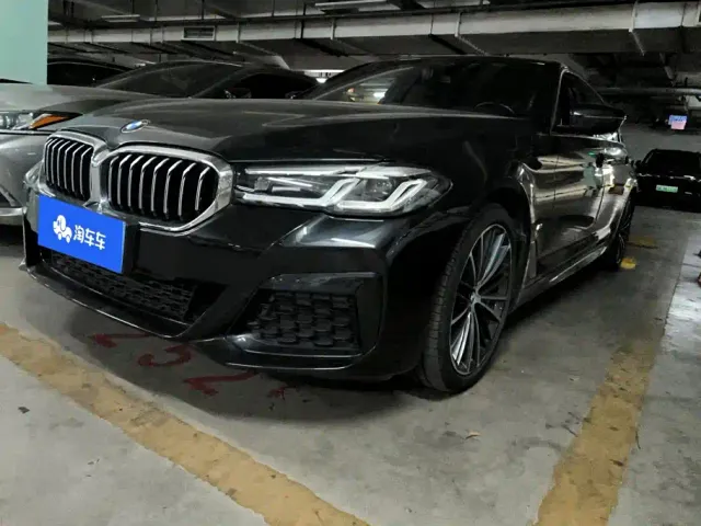 Фотография автомобиля — BMW 5 Series