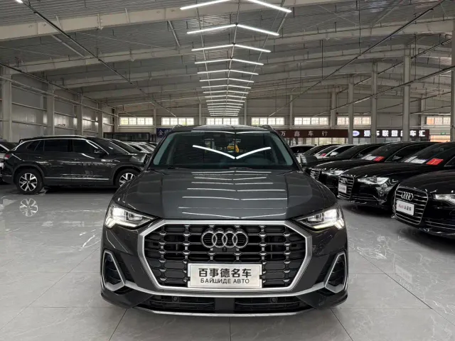 Audi Q3 — Фото автомобиля 2