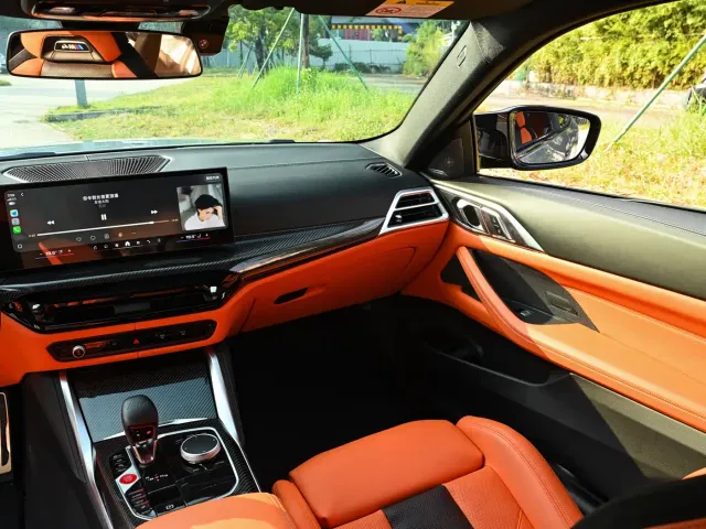 BMW M4 — Фото автомобиля 17