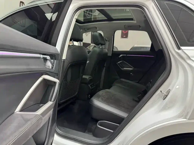 Audi Q3 — Фото автомобиля 8