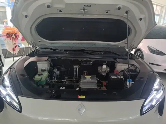 Baojun Yunhai — Фото автомобиля 15
