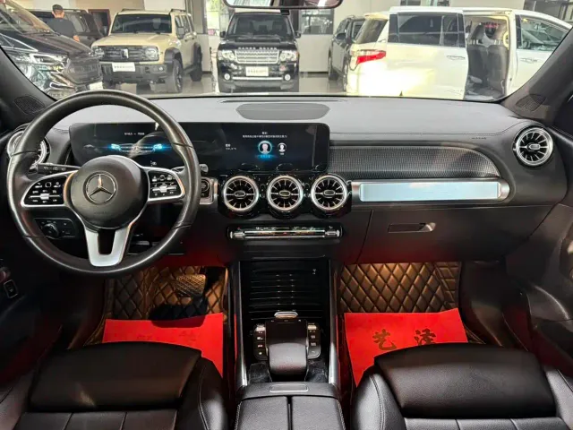Mercedes-Benz GLB-Class — Фото автомобиля 16