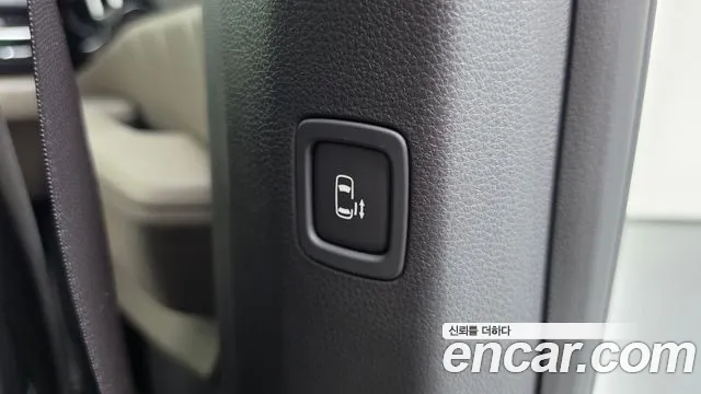 Kia Carnival — Фото автомобиля 25