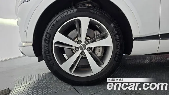 Genesis GV80 2.5T Бензин AWD — Фото автомобиля 5