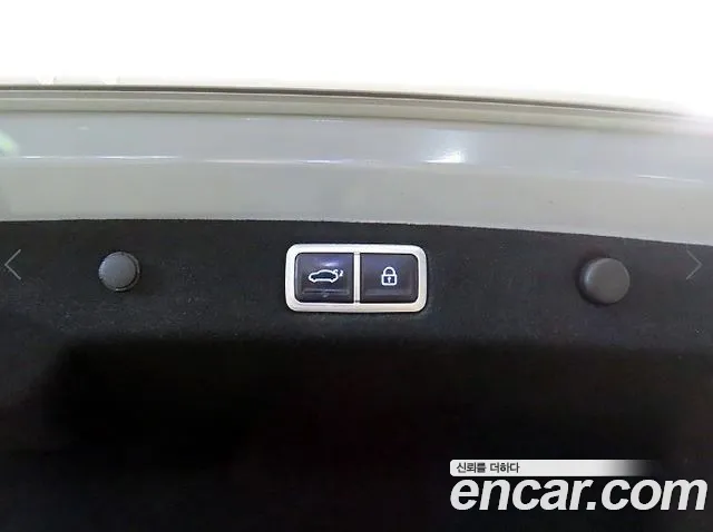 Hyundai Grandeur GN7 — Фото автомобиля 17