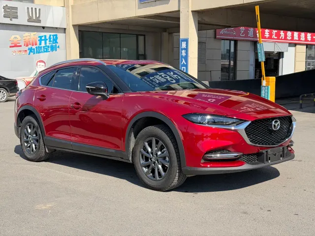 Mazda CX-4 — Фото автомобиля 3